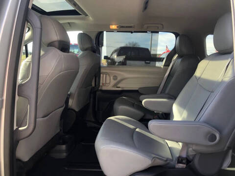 2024 Toyota Sienna XLE 7-Passenger