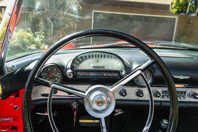 1956 Ford Thunderbird