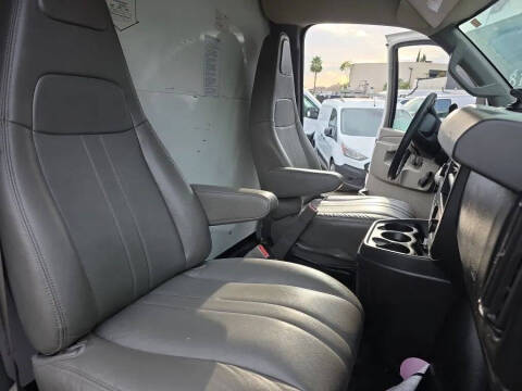 2016 GMC Savana 3500