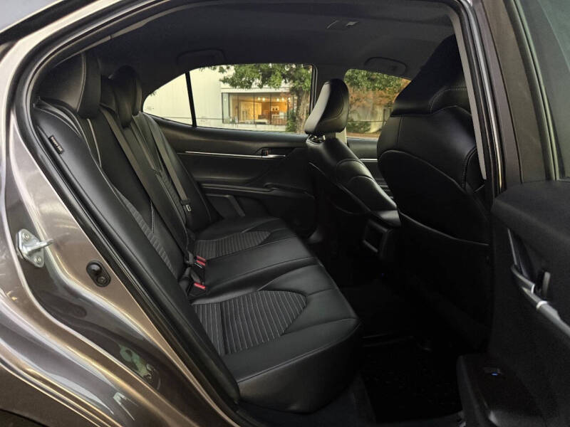 2023 Toyota Camry SE Nightshade