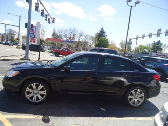 2011 Chrysler 200 Touring