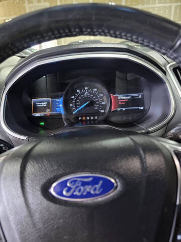 2017 Ford Edge Titanium