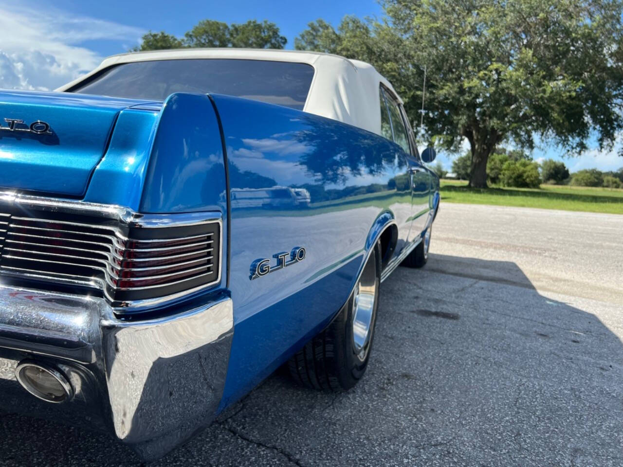 1965 Pontiac Le Mans for sale at Memory Lane Classic Cars in Bushnell, FL