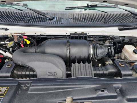 2011 Ford E-Series E-350 SD XLT