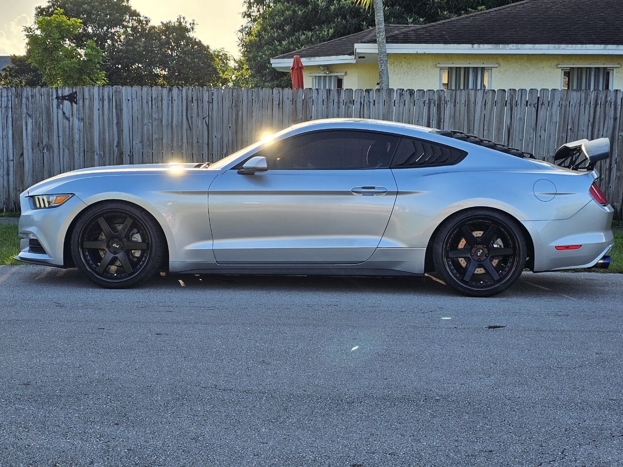 2017 FORD Mustang Coupe - $17,105