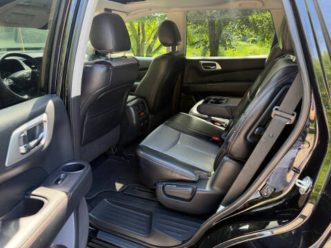 2020 Nissan Pathfinder SL