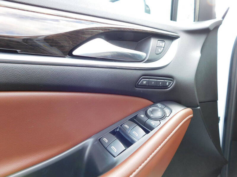 2021 Buick Enclave Avenir