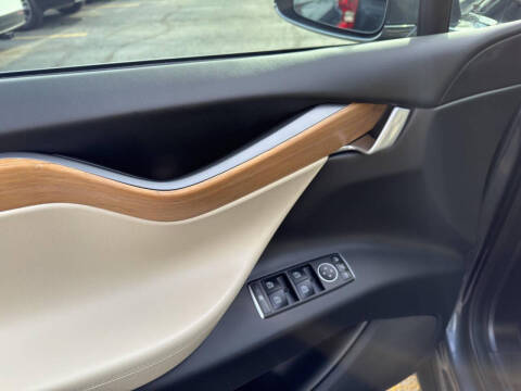 2020 Tesla Model X Long Range Plus