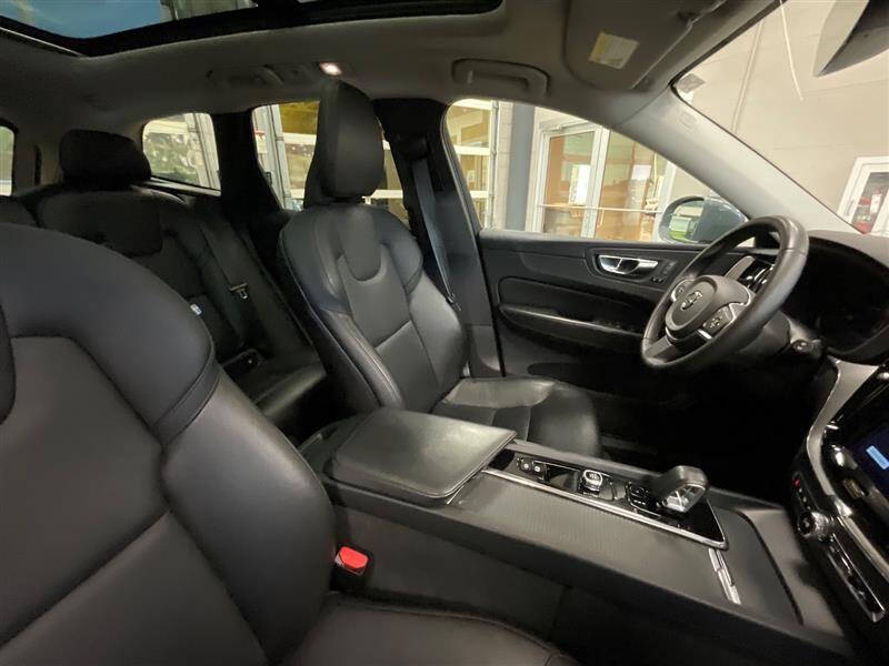 2023 Volvo XC60 B5 Core