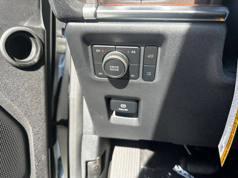 2025 Ford Expedition King Ranch