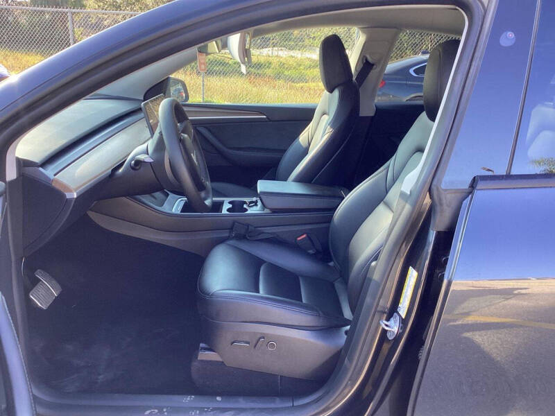 2024 Tesla Model Y Long Range