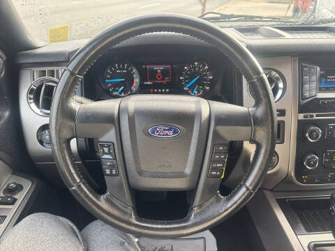 2017 Ford Expedition EL XLT