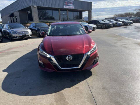2022 Nissan Altima for sale at KIAN MOTORS INC in Plano TX