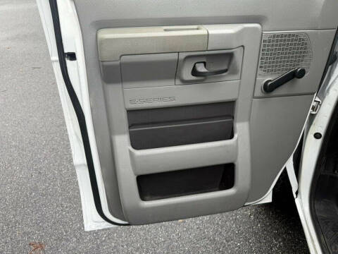 2010 Ford E-Series E-150