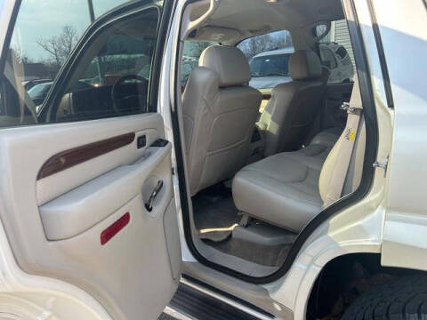 2004 Cadillac Escalade