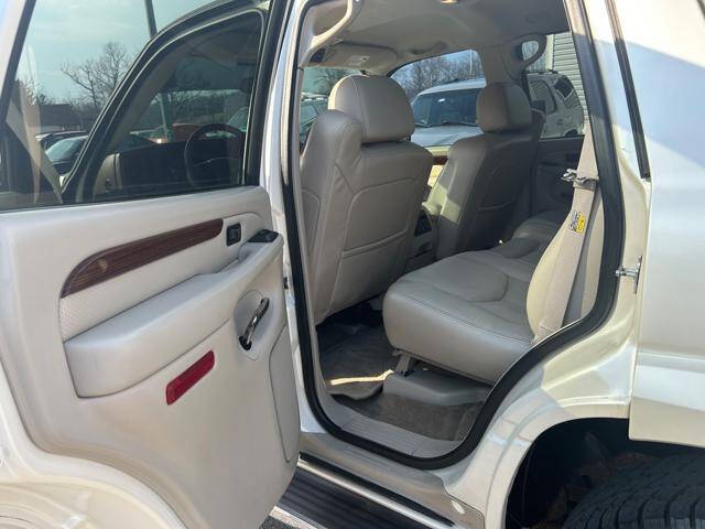 2004 Cadillac Escalade