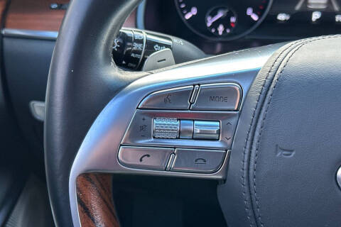 2020 Kia K900 Luxury