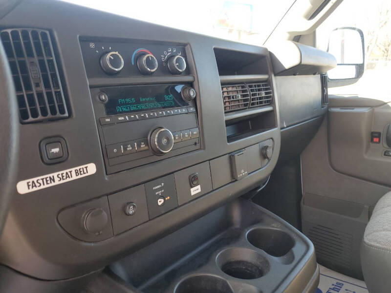 2017 Chevrolet Express 2500