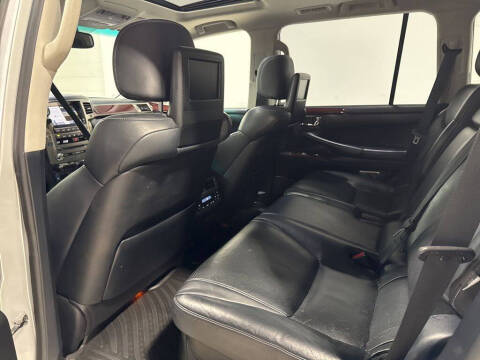 2014 Lexus LX 570