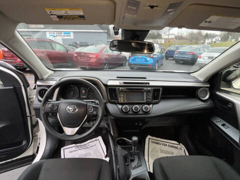 2018 Toyota RAV4 LE