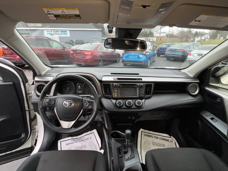 2018 Toyota RAV4 LE