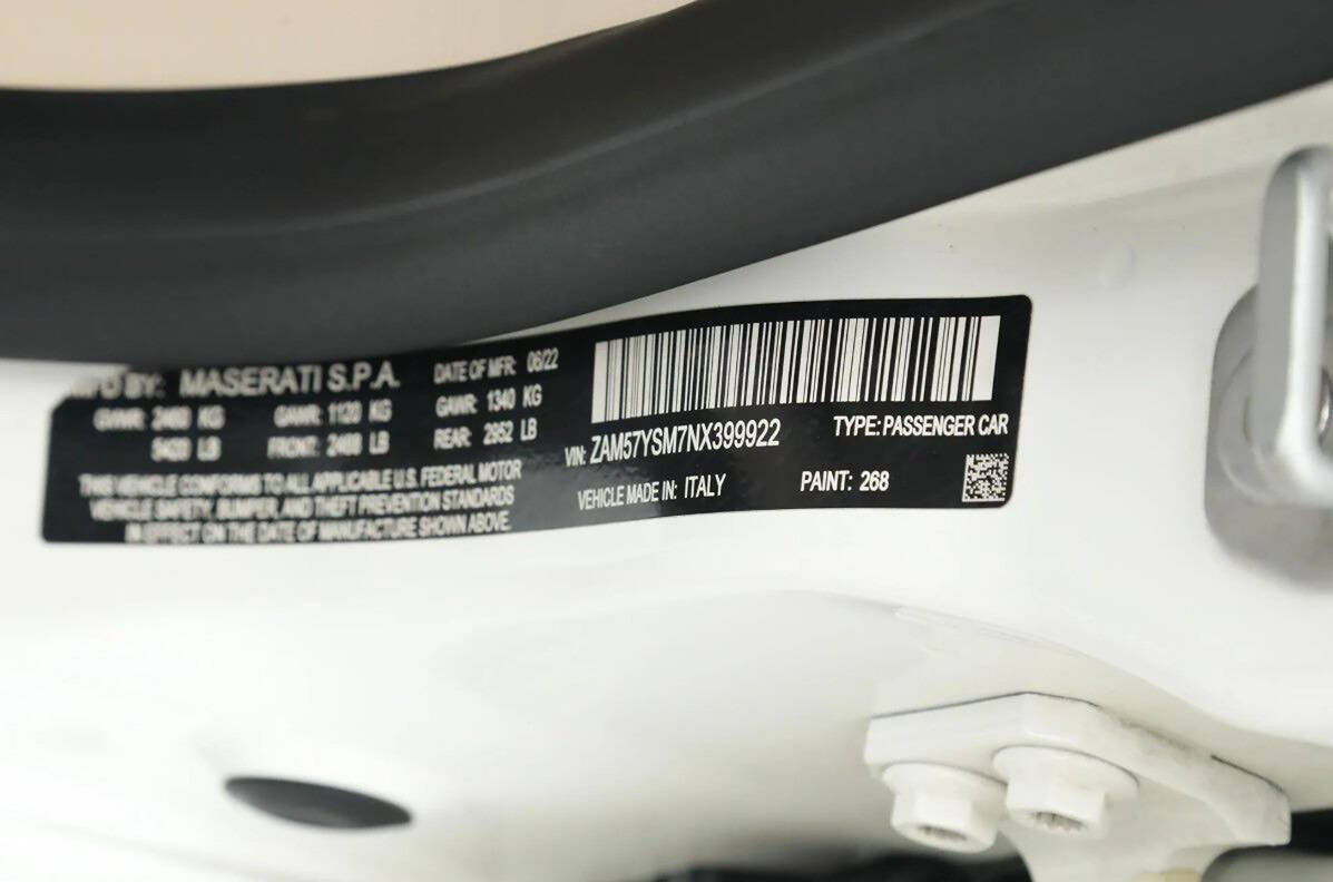 2022 Maserati Ghibli 31