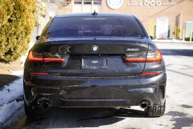 2022 BMW 3 Series 330i