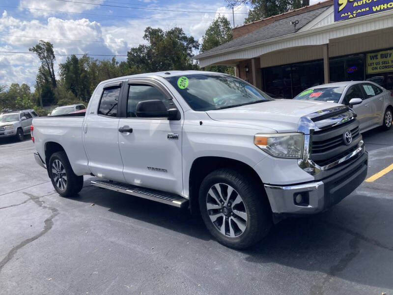 2014 Toyota Tundra SR5