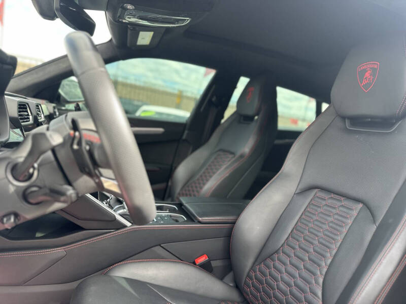 2021 Lamborghini Urus