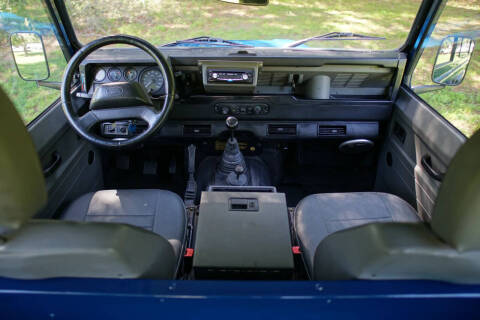 2000 Land Rover Defender