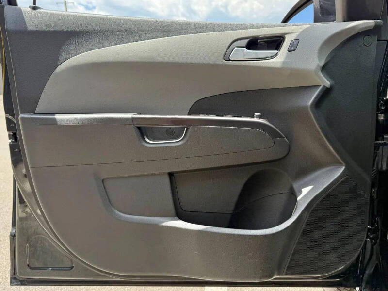 2020 Chevrolet Sonic LT