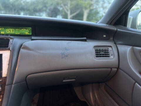 2004 Toyota Avalon XLS
