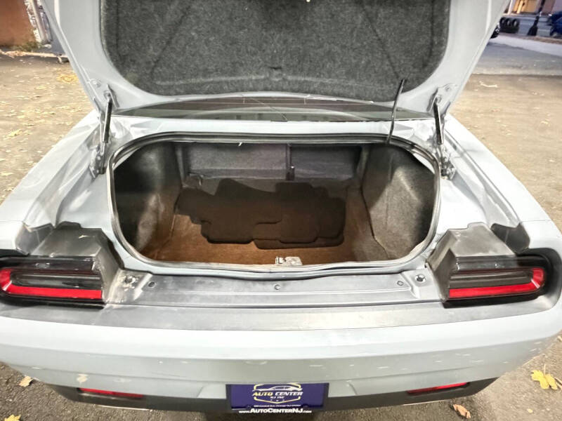 2020 Dodge Challenger SXT