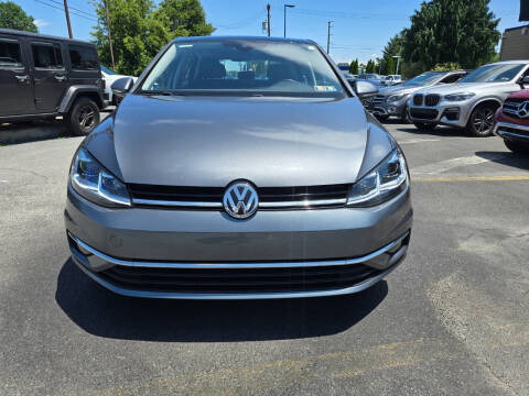 2019 Volkswagen Golf SE