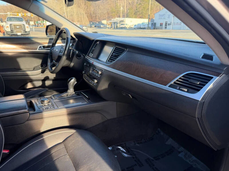 2015 Hyundai Genesis