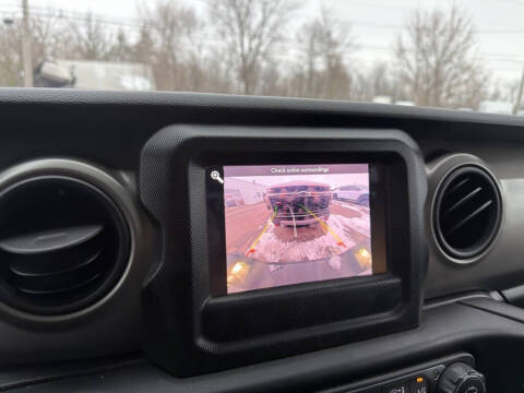 2021 Jeep Gladiator Willys