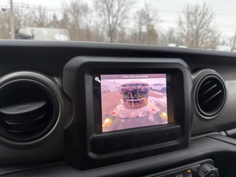 2021 Jeep Gladiator Willys