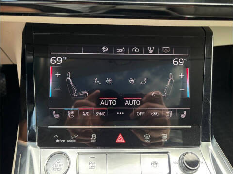 2019 Audi e-tron quattro Prestige