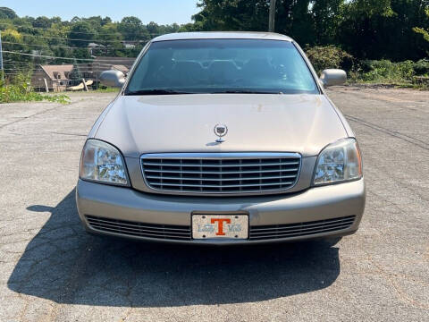 2004 Cadillac DeVille for sale at Car ConneXion Inc in Knoxville TN
