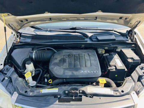 2012 Chrysler Town and Country Touring