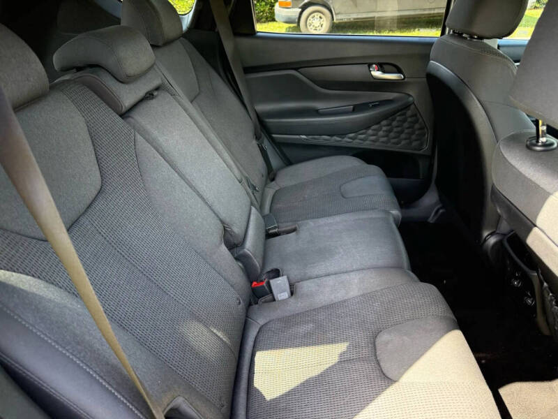 2020 Hyundai Santa Fe SE