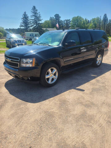 2007 Chevrolet Suburban for sale at D & T AUTO INC in Columbus MN