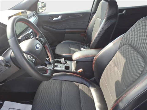 2023 Ford Escape ST-Line Select