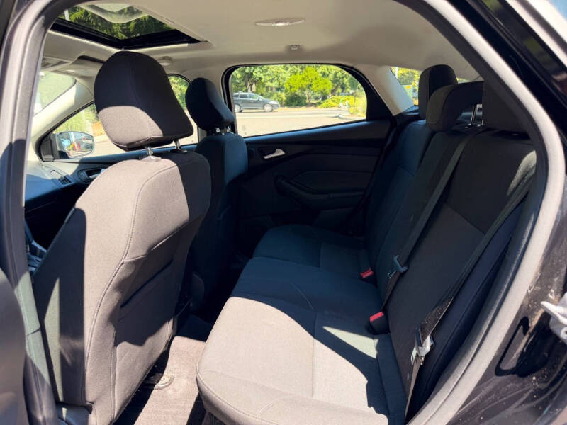 2017 Ford Focus SEL