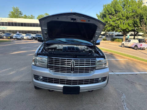 2012 Lincoln Navigator L