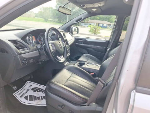 2017 Dodge Grand Caravan GT