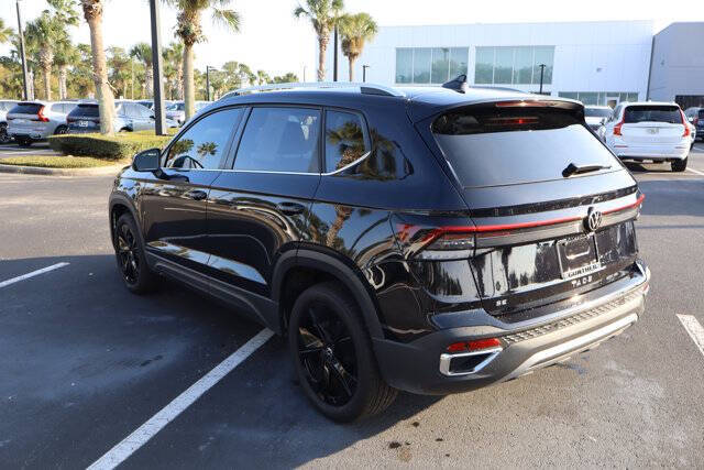 2025 Volkswagen Taos SE