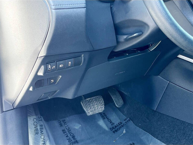 2024 Toyota Corolla Cross Hybrid