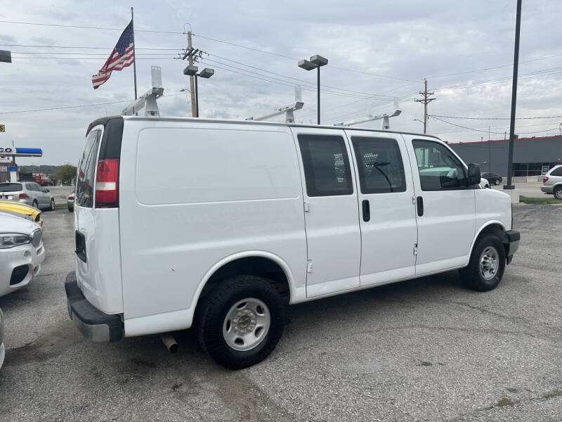 2017 Chevrolet Express 2500