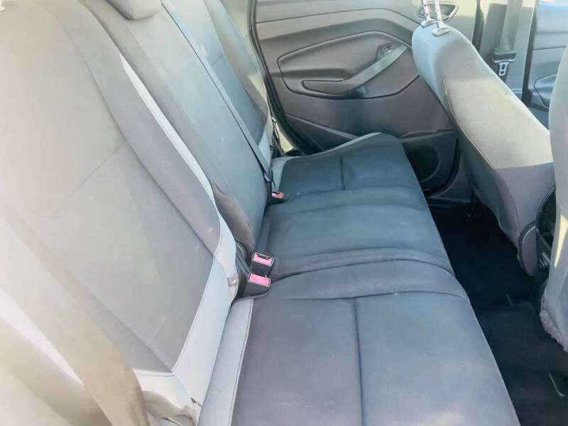 2014 Ford Escape S